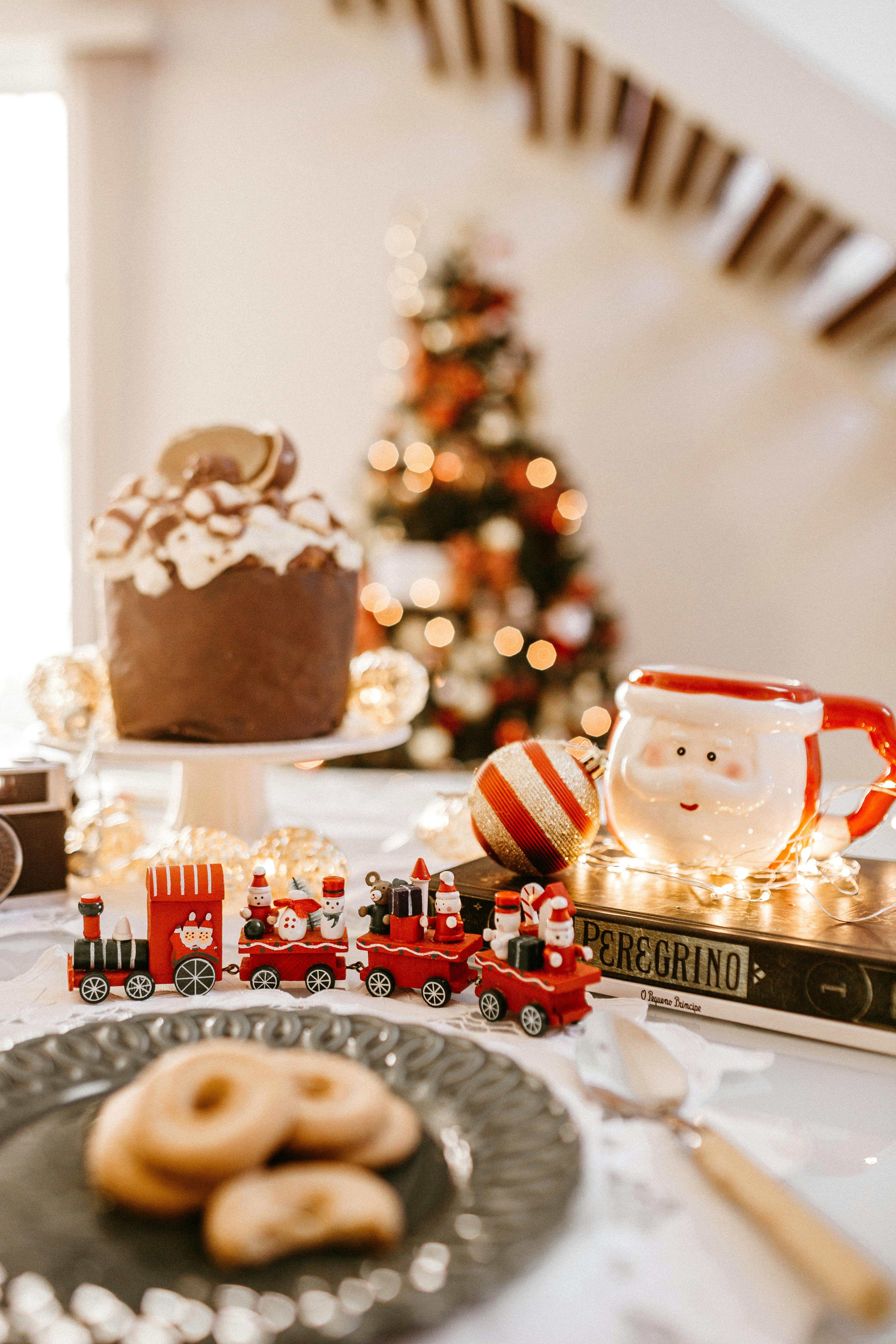 Festive Christmas Table Setting